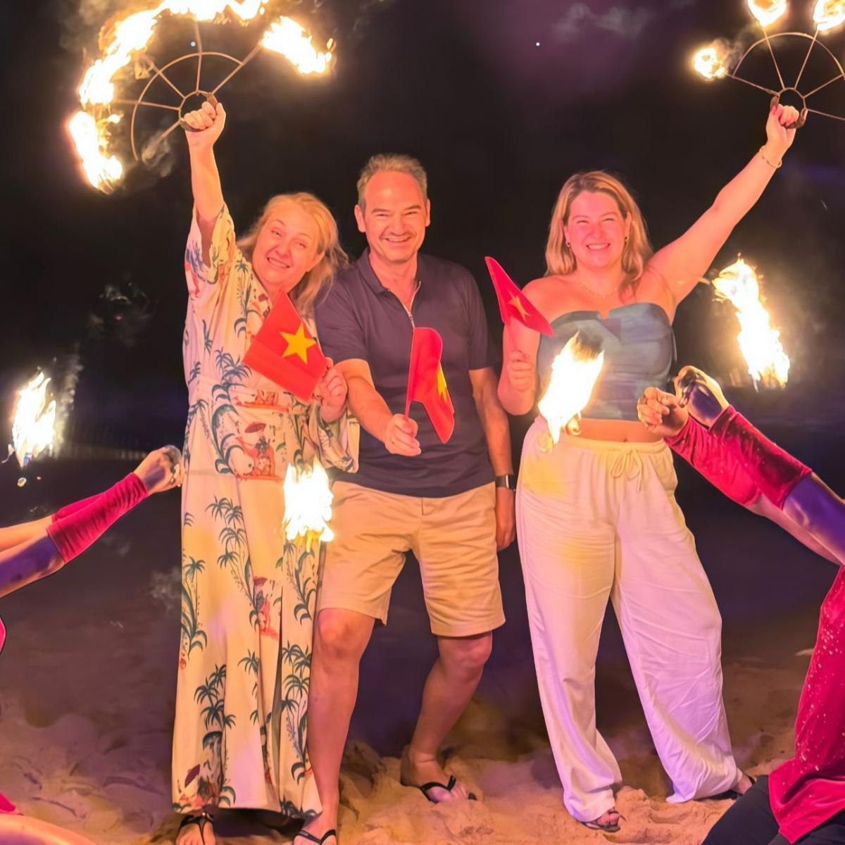 phu quoc hut khach dip 30 4 - 1 5 va sunset beach la diem den dang trai nghiem hinh anh 7