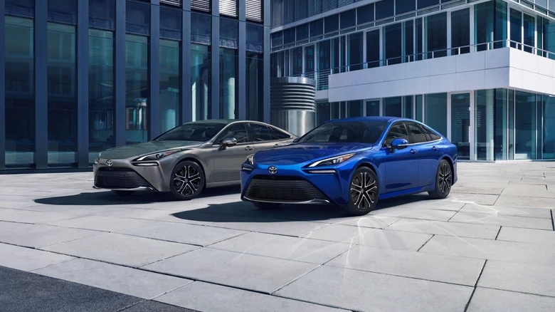 Lexus LC lọt Top xe ô tô đang "bán ế" nhất tại Mỹ năm 2026