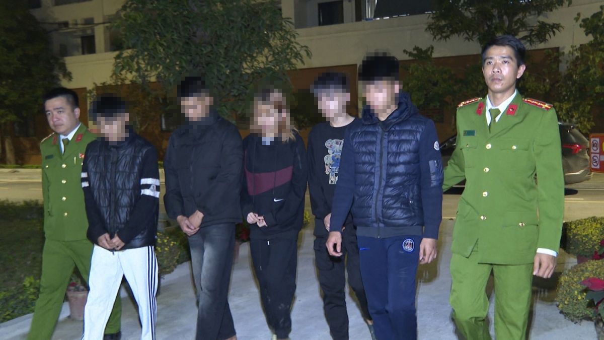 tu thach thuc tren mang den hon chien ngoai doi canh bao nong hinh anh 4