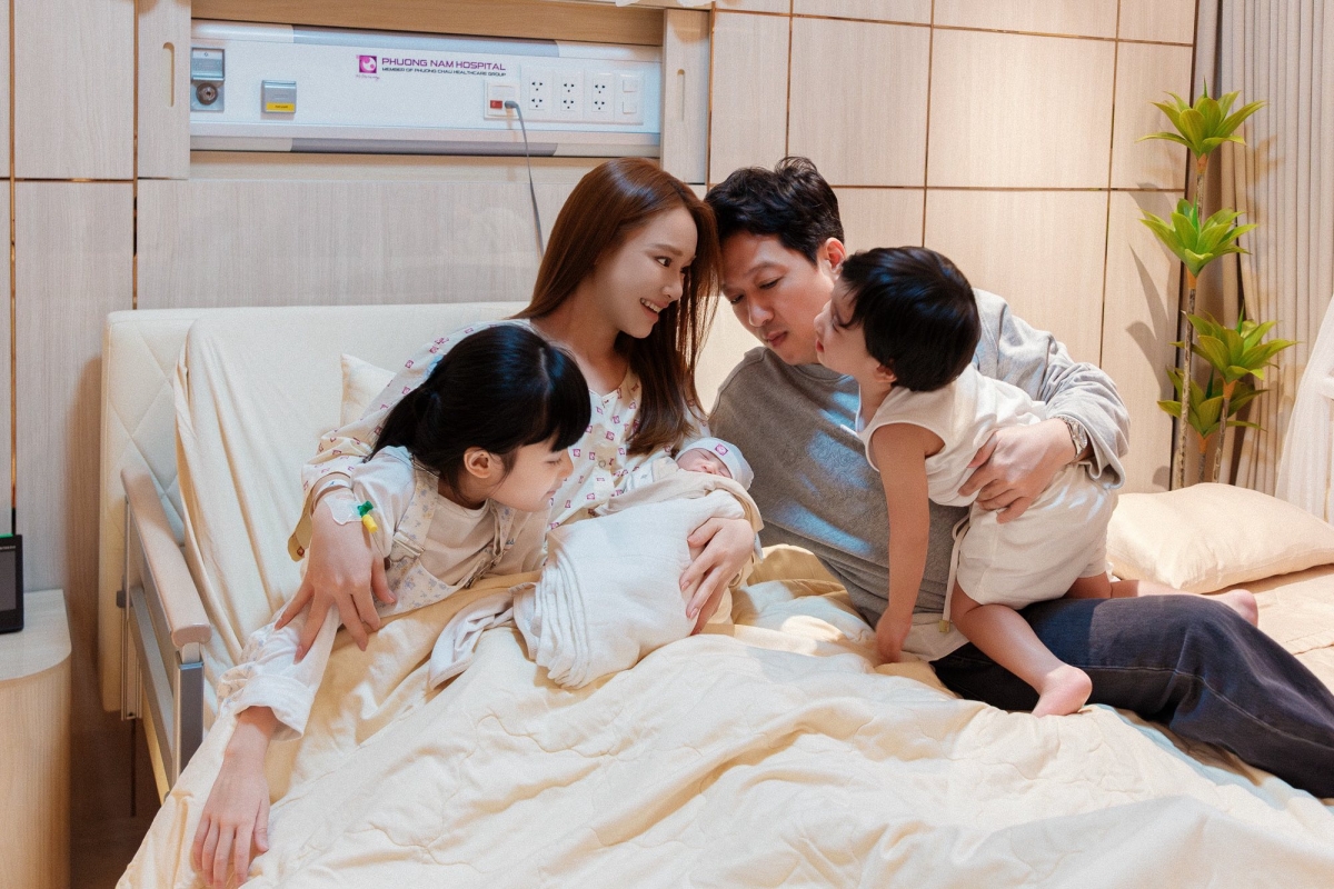 nha phuong thon gon, nhan sac thang hang sau khi sinh con thu ba hinh anh 7