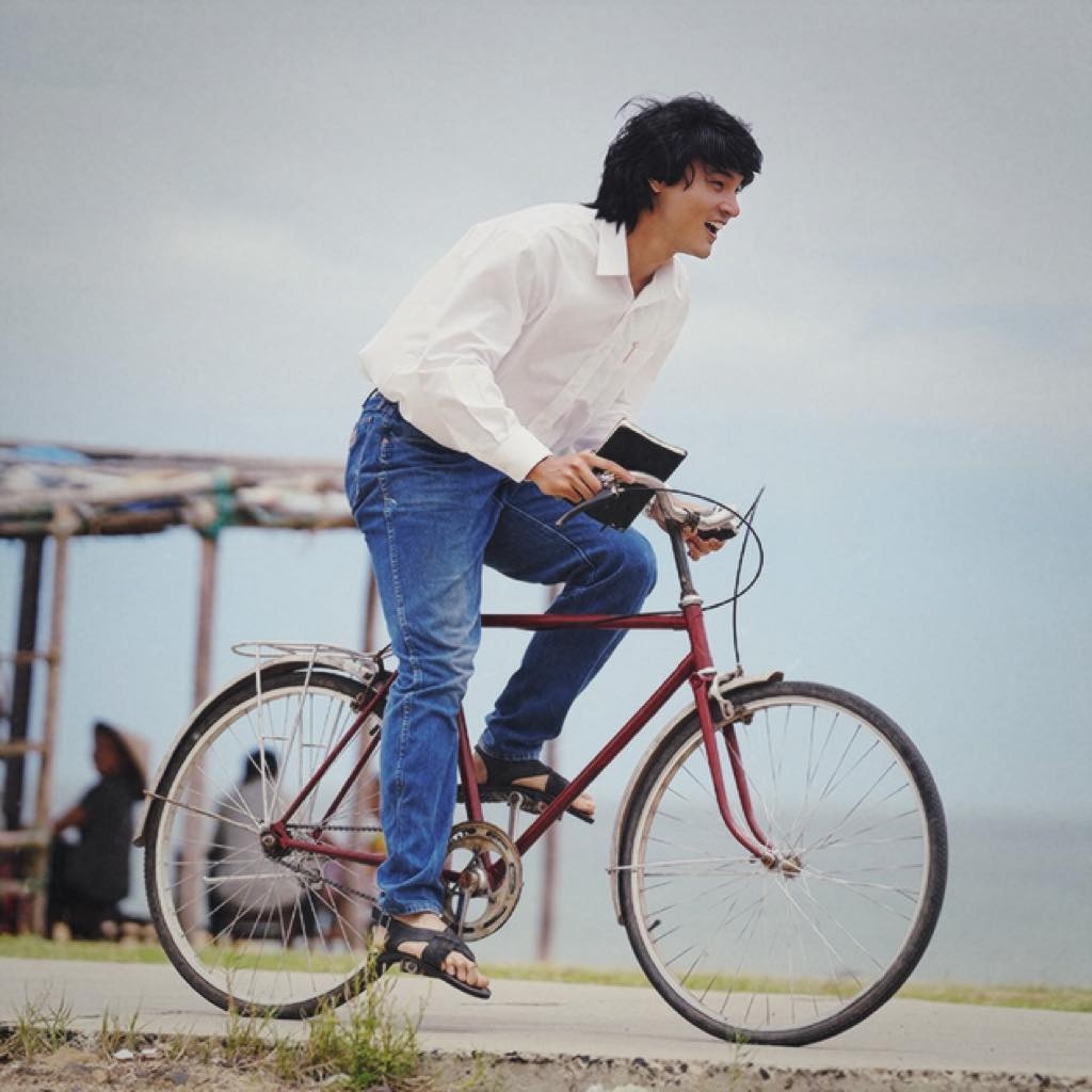 ngoai hinh nam chinh dong cap cung hoa hau thien An trong hen em ngay nhat thuc hinh anh 4