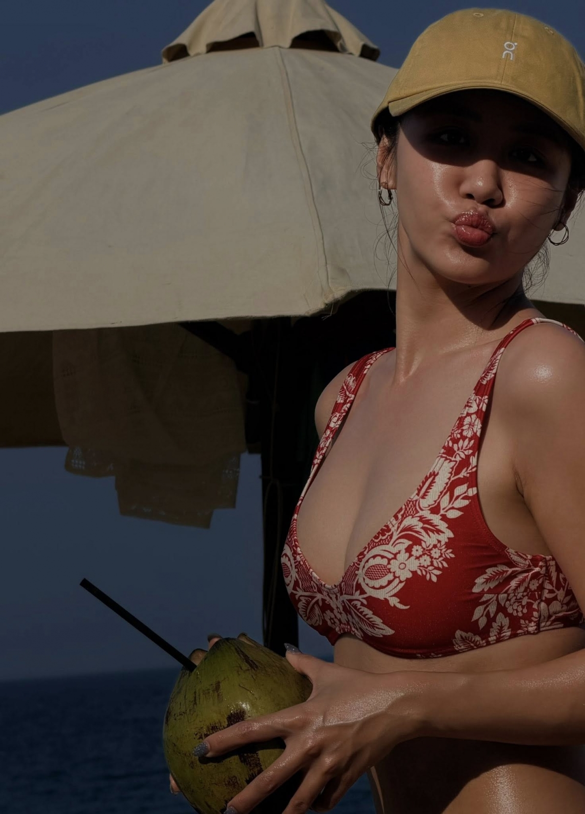 sao viet 9 4 phan ung cua toc tien khi bi don co ban trai moi hinh anh 2