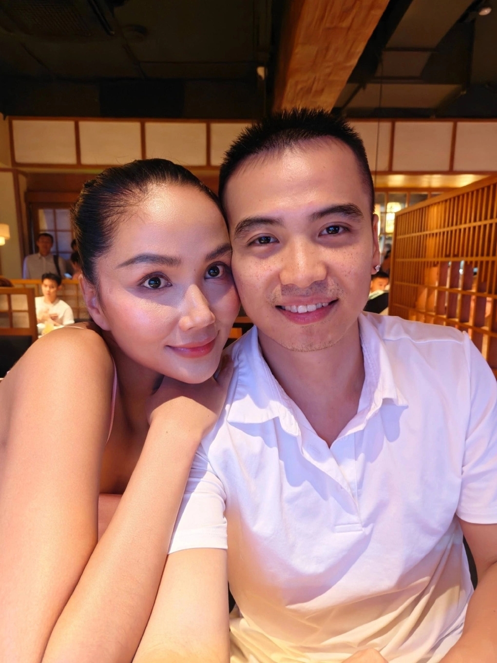 sao viet 10 4 nhan sac phuong oanh sau nua nam bien co hinh anh 7