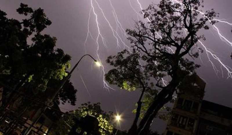 canh bao mua dong, loc, set dien rong o bac bo va trung bo hinh anh 1