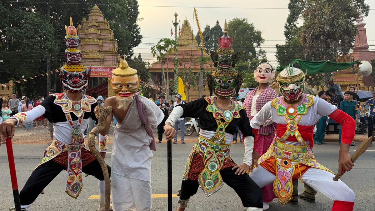 ruc ro sac mau chol chnam thmay tai xa dong nguoi khmer o Dong nai hinh anh 1