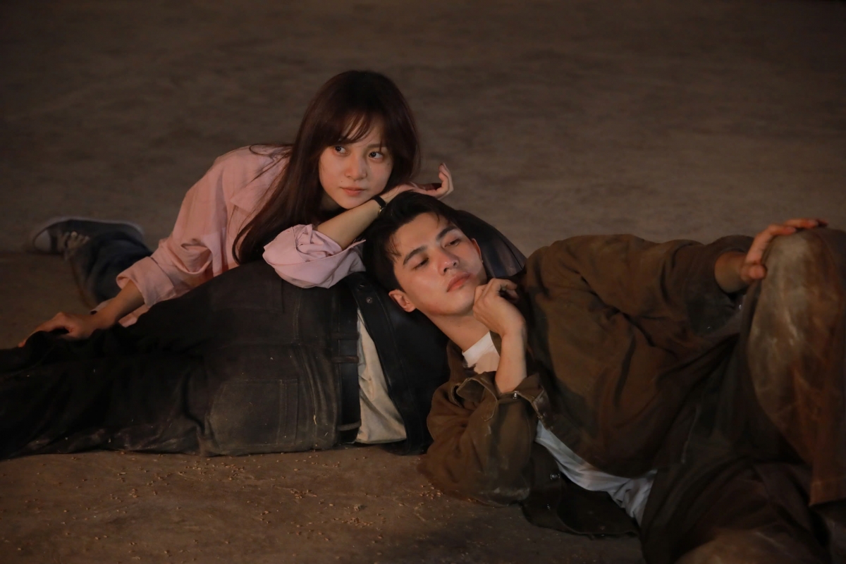 phim viet dat 1,2 ty view, nam chinh ngat xiu sau 14 tieng quay canh hanh dong hinh anh 2