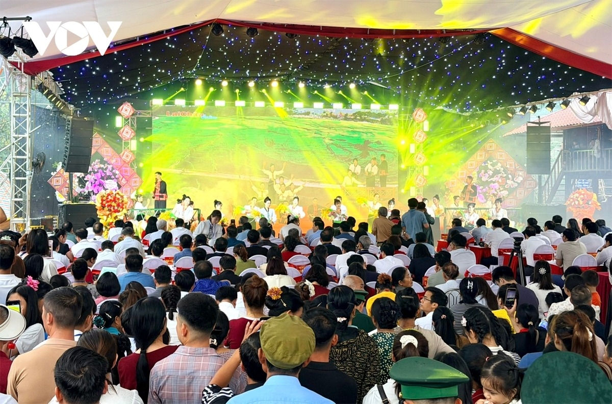 then kin pang festival showcases thai heritage in northern vietnam picture 7