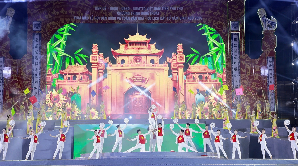 le hoi Den hung 2026 he lo dai canh nghe thuat hoanh trang hinh anh 4