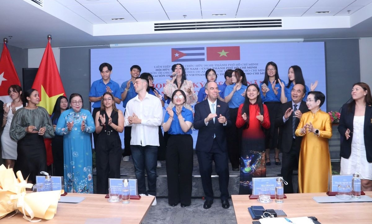 Tình hữu nghị Việt Nam - Cuba được tiếp lửa từ chiến thắng Girón lịch sử