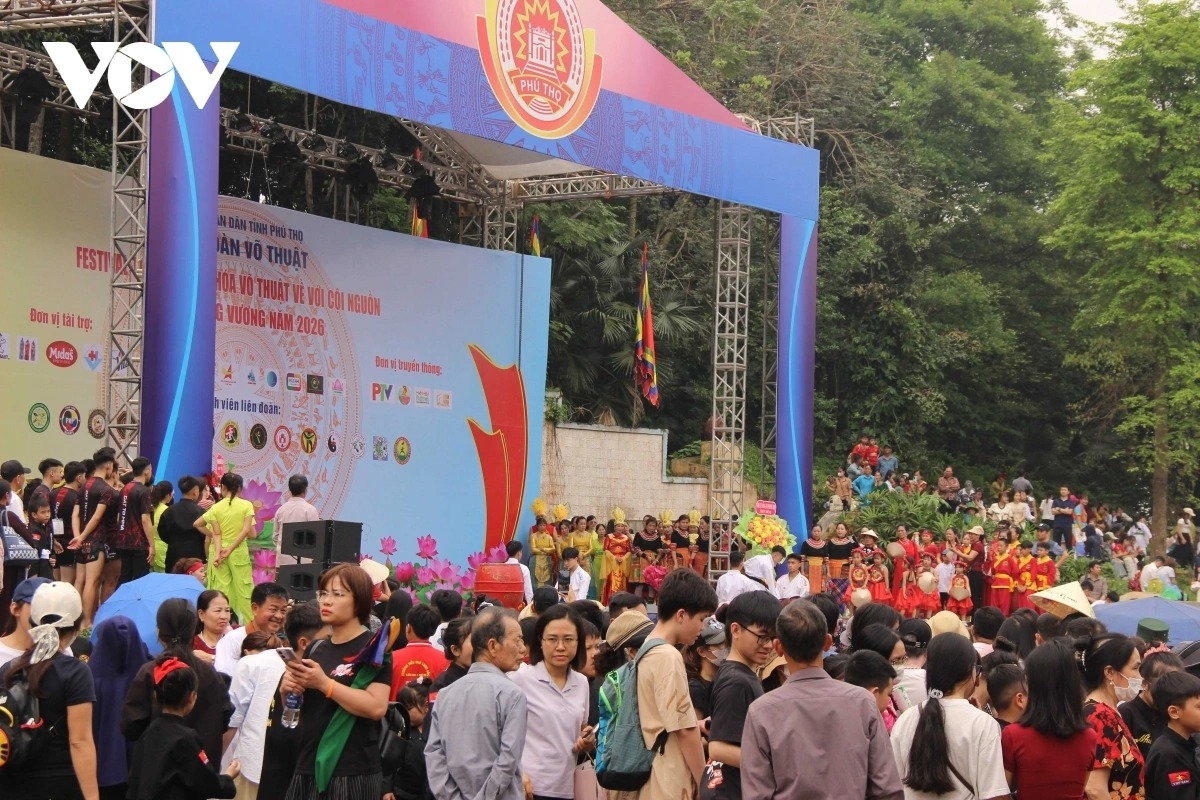 thousands pay homage at ancestral land ahead of hung kings commemoration day picture 9