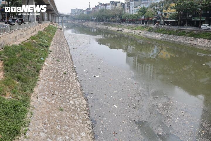 sau 6 thang hoi sinh, dong song chet o ha noi thay doi ra sao hinh anh 8