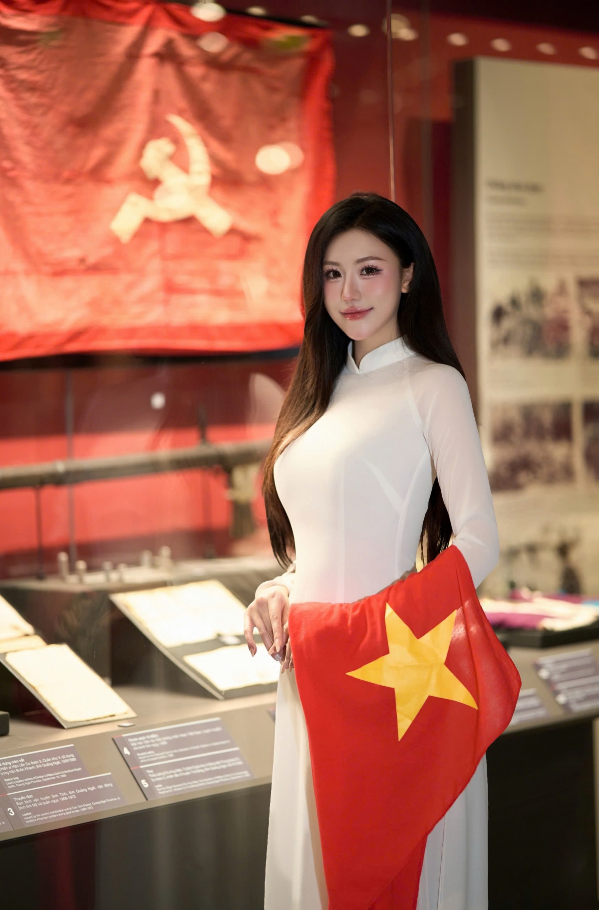 A khoi phuong anh khoe nhan sac trong ta ao dai dip dai le 30 4 hinh anh 4