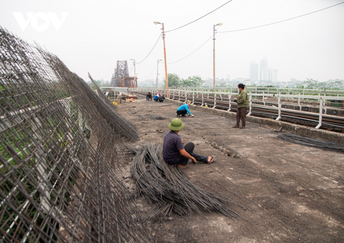centennial long bien bridge under renovation picture 9