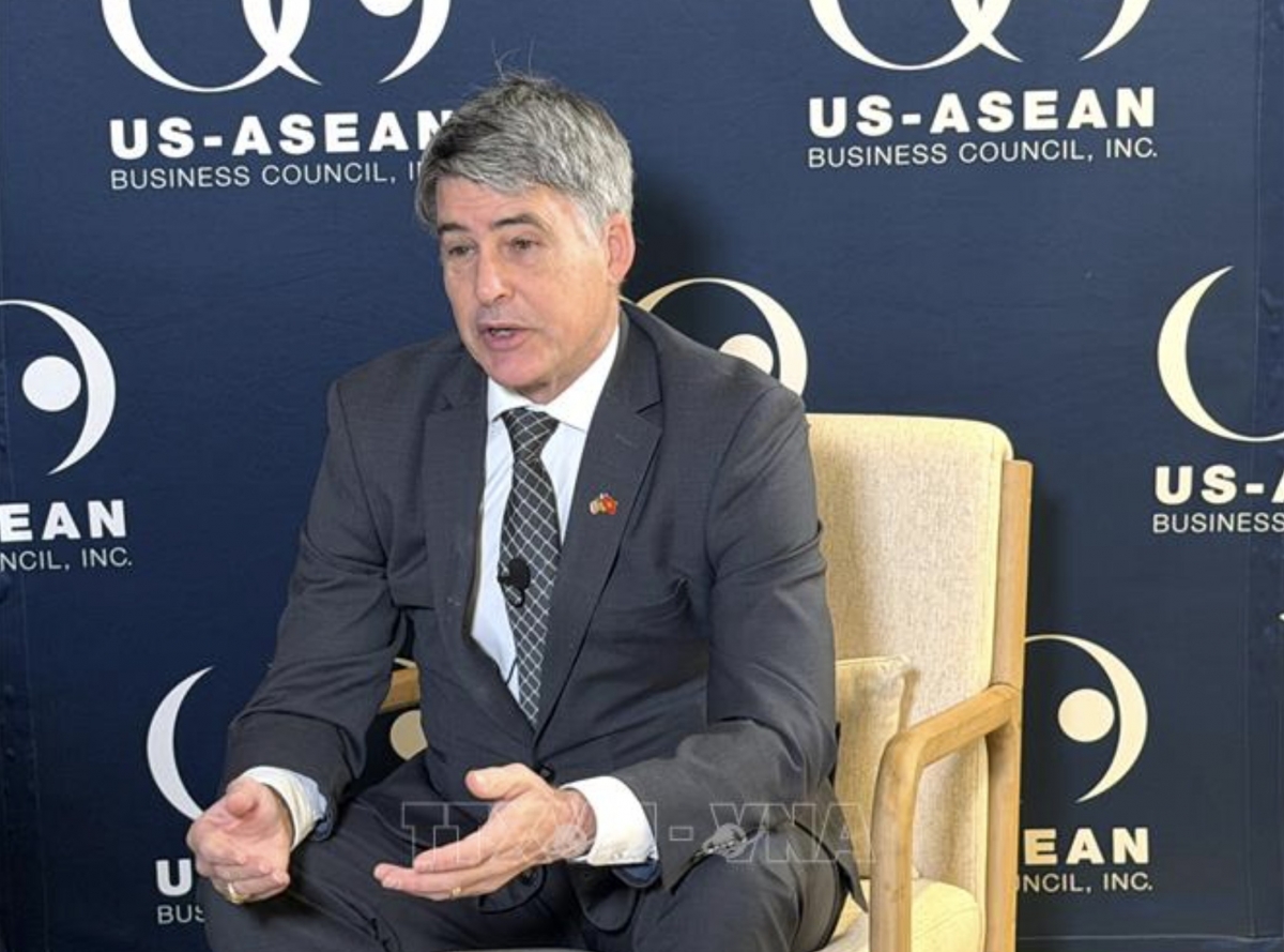 us businesses push to expand investment, long-term cooperation in vietnam picture 1