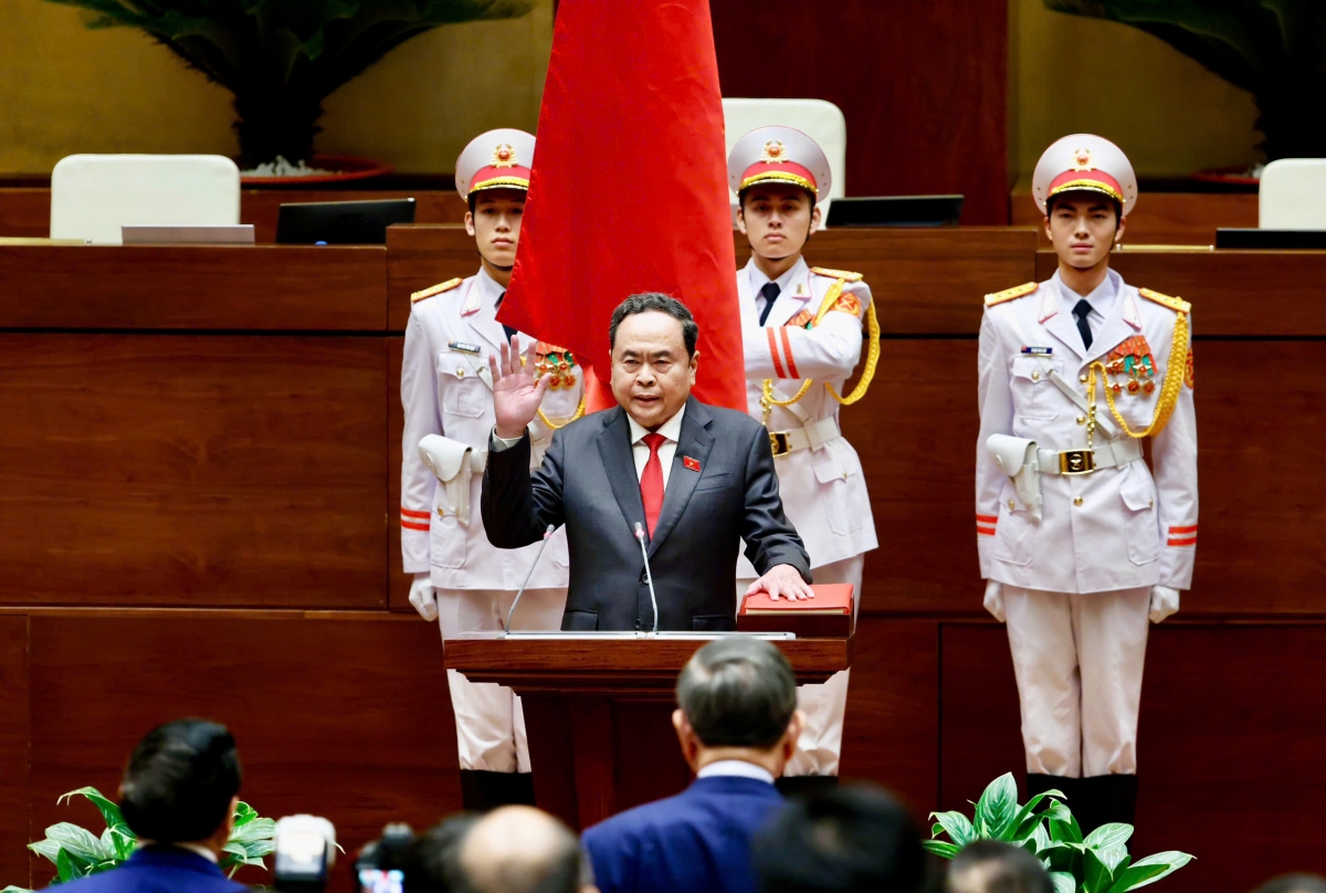 chu tich quoc hoi phat bieu nham chuc noi di doi voi lam, quyet liet hanh dong hinh anh 1