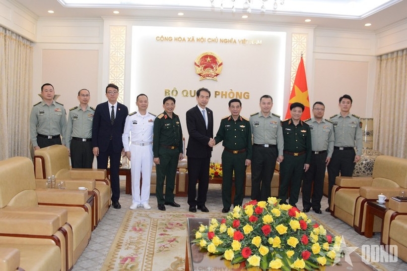 defence minister praises growing military ties with china picture 1