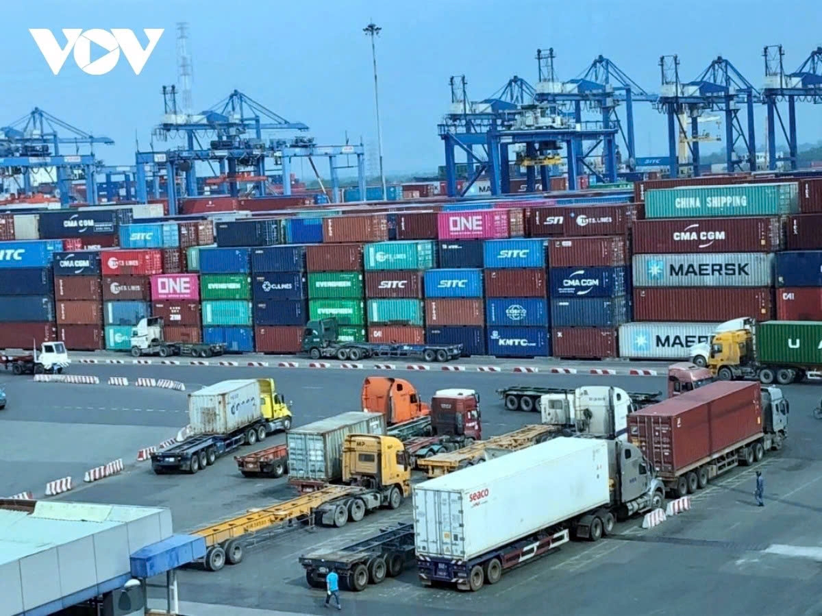 hcm city records strongest q1 growth in five years at 8.27 picture 1