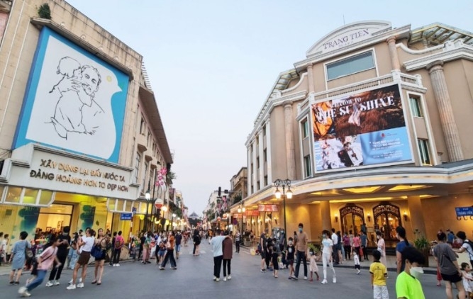 hanoi, ho chi minh city among world s top 100 cities to explore on foot picture 1