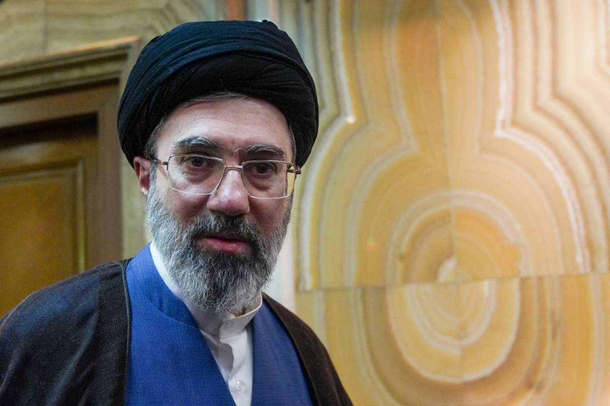 nga tiet lo lanh tu toi cao mojtaba khamenei van dang o iran hinh anh 1