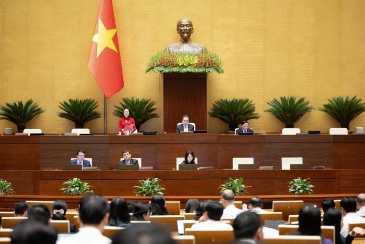 na votes on multiple resolutions, to close first session later today picture 1