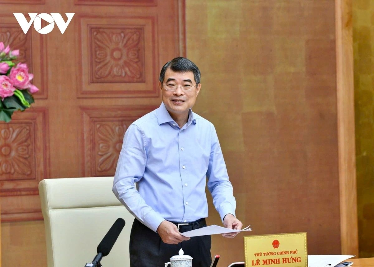 pm orders faster rollout of free textbooks, exam prep, digitalisation picture 1