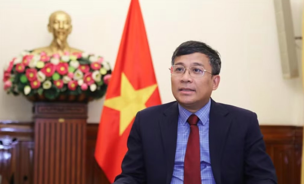 vietnam values traditional friendship, strategic partnership with belarus picture 1