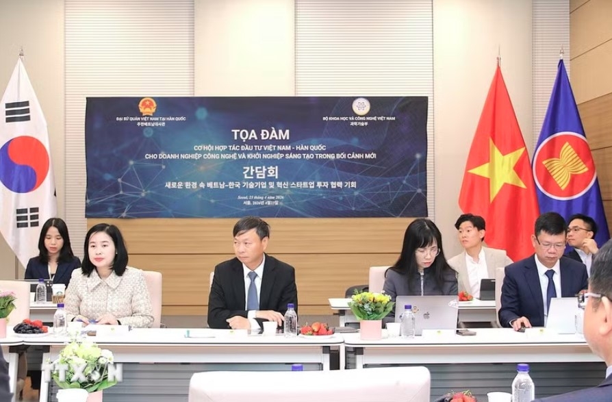 vietnam and rok foster cooperation to attract high-tech investment picture 1
