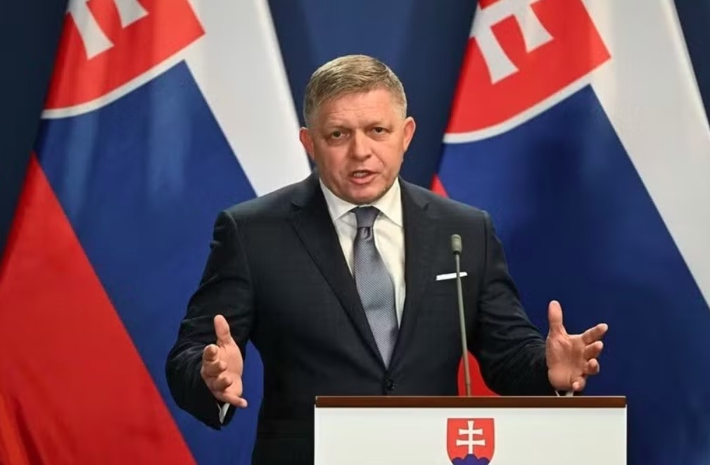 slovak prime minister robert fico to visit vietnam picture 1
