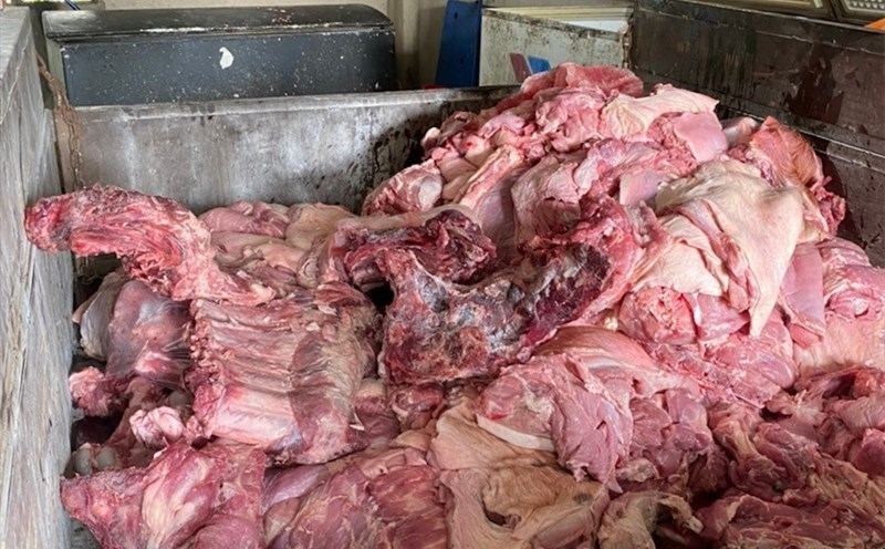 Vụ 300 tấn thịt lợn "bẩn": ĐBQH đề nghị rà soát việc chồng chéo trong quản lý