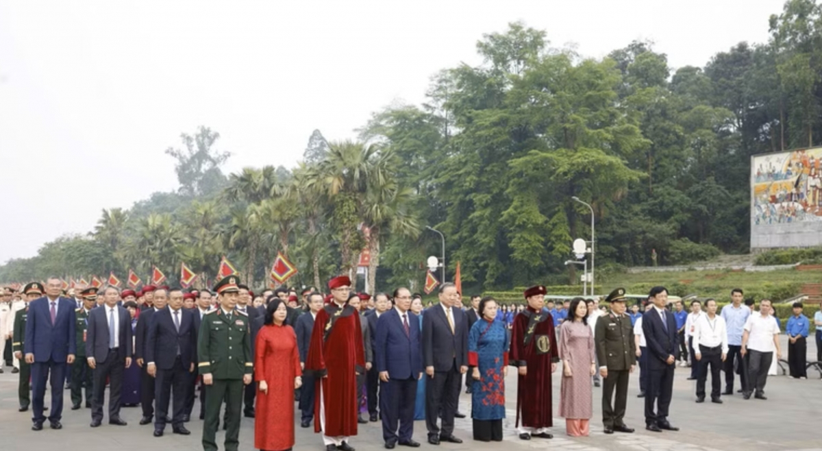 party chief, state president to lam pays tribute to hung kings picture 1