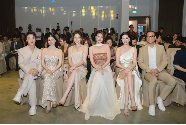 van phu to chuc trien lam bat dong san muon vi nhan sinh hinh anh 3