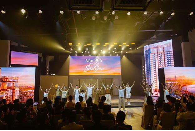 van phu to chuc trien lam bat dong san muon vi nhan sinh hinh anh 6