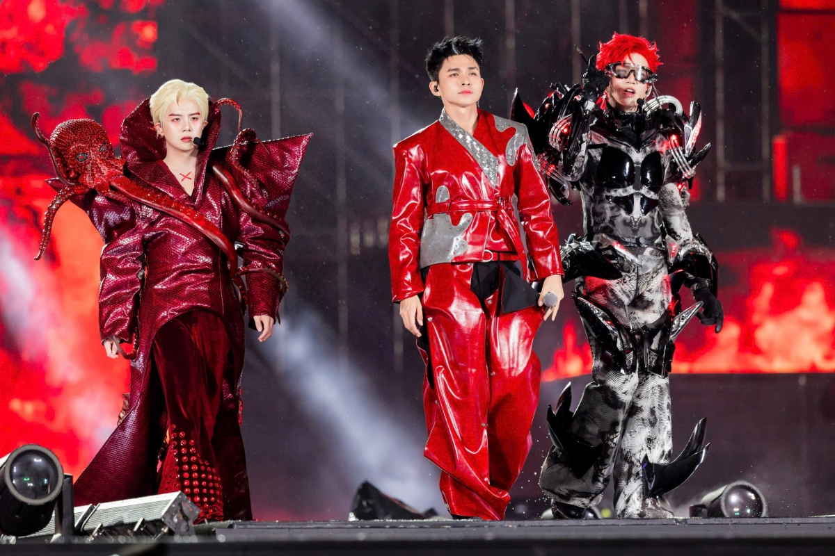 gai home concert Dem tro ve khep lai hanh trinh day cam xuc cua cac anh tai hinh anh 5