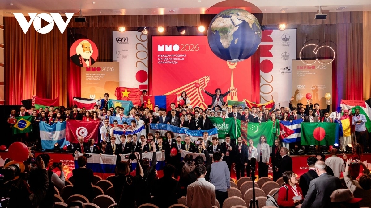 vietnam wins 2 golds at 60th mendeleev chemistry olympiad picture 2