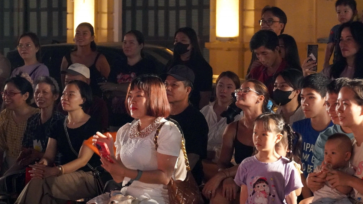 ha noi no luc dua van hoa den gan hon voi cong chung qua Am nhac cong dong hinh anh 2