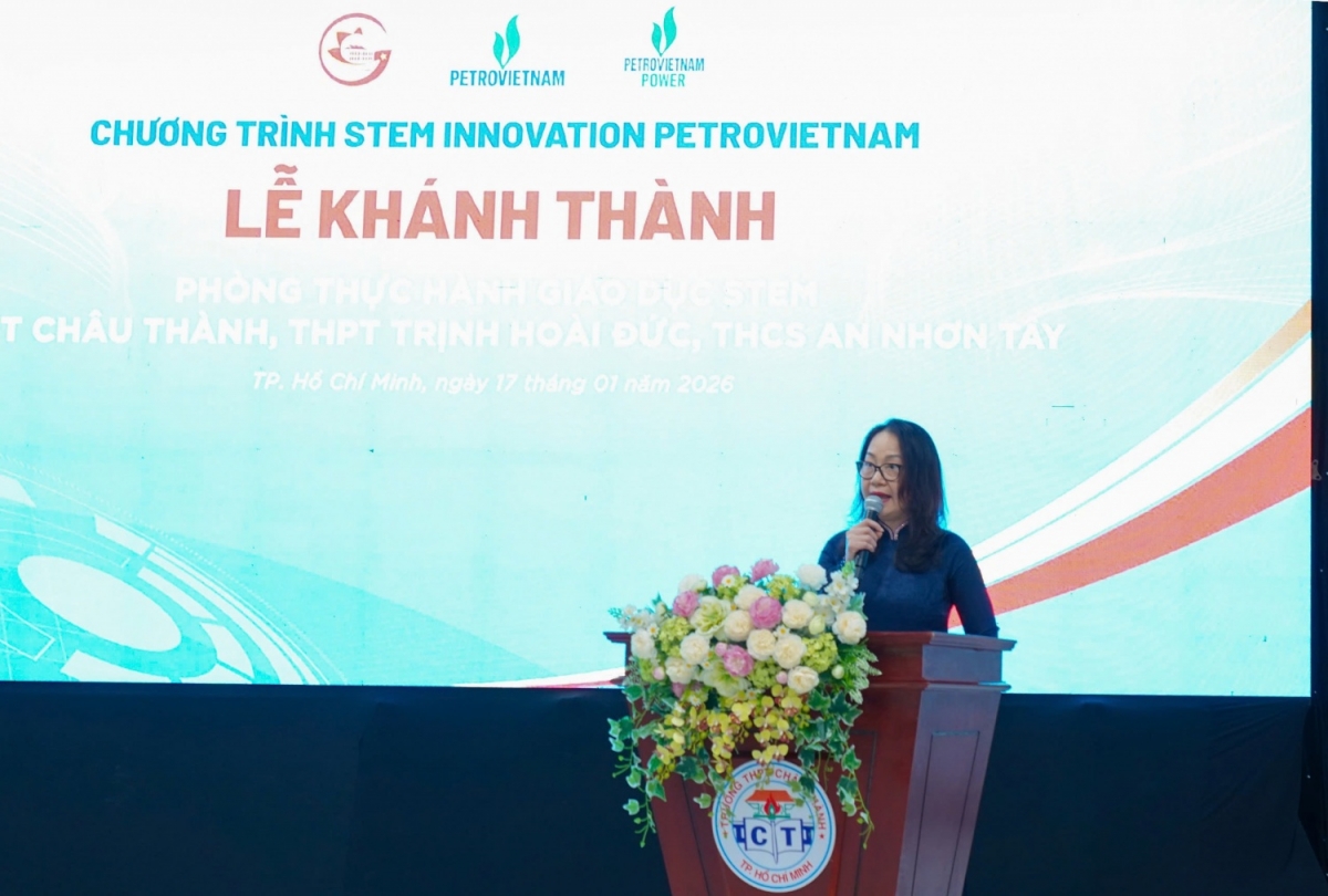 stem innovation petrovietnam gop phan hien thuc hoa doi moi giao duc tai tp.hcm hinh anh 2
