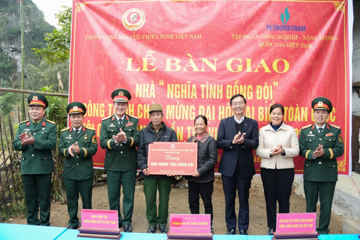 petrovietnam lan toa truyen thong tri an va trach nhiem voi cong dong hinh anh 1