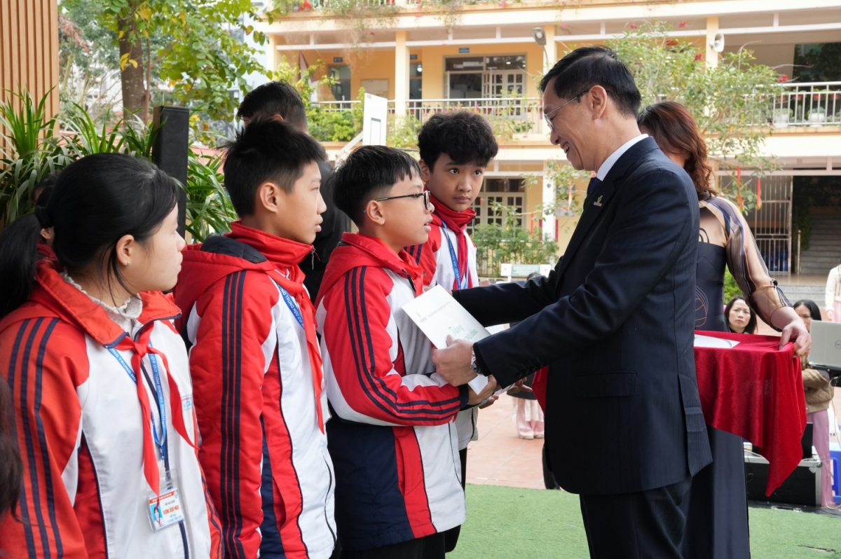 petrovietnam lan toa truyen thong tri an va trach nhiem voi cong dong hinh anh 2