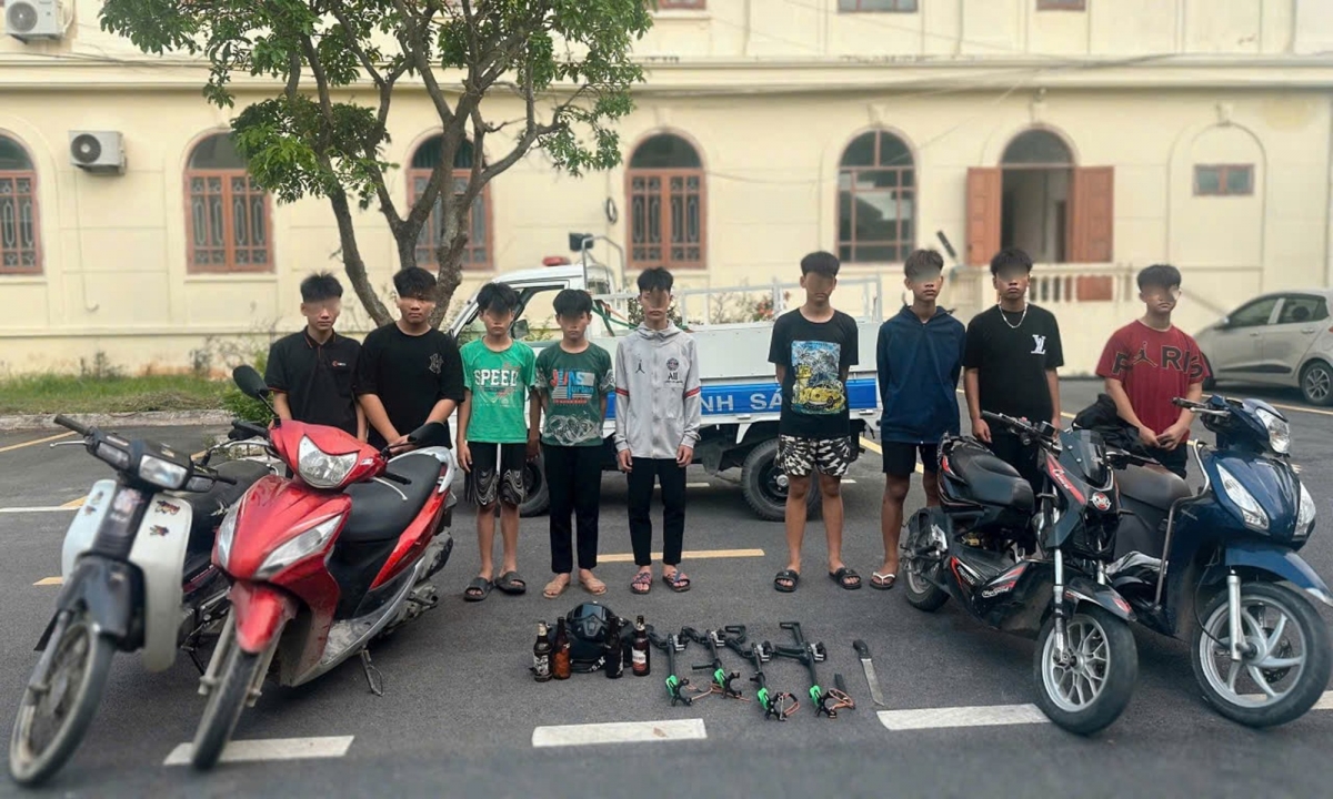 Triệu tập 9 thanh, thiếu niên mang hung khí gây rối trật tự công cộng ở Ninh Bình