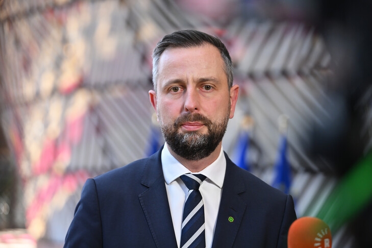 ba lan keu goi tang cuong su hien dien cua my bat chap cang thang o trung Dong hinh anh 1