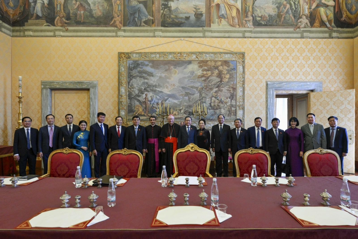 chu tich quoc hoi tran thanh man hoi kien thu tuong toa thanh vatican hinh anh 3