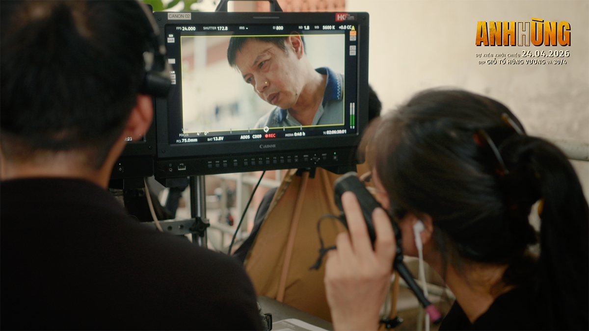 dan cast anh hung ban ve noi so bi phan xet, thai hoa he lo qua khu gay soc hinh anh 2