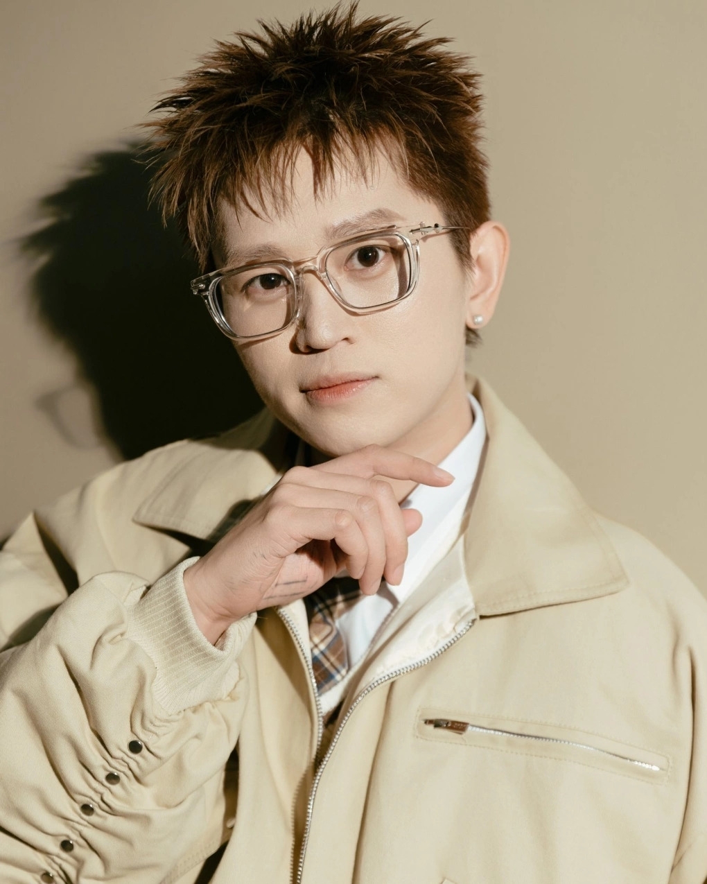 sao viet 16 4 ho ngoc ha khoe anh con gai, b ray gay tranh cai du doi hinh anh 2