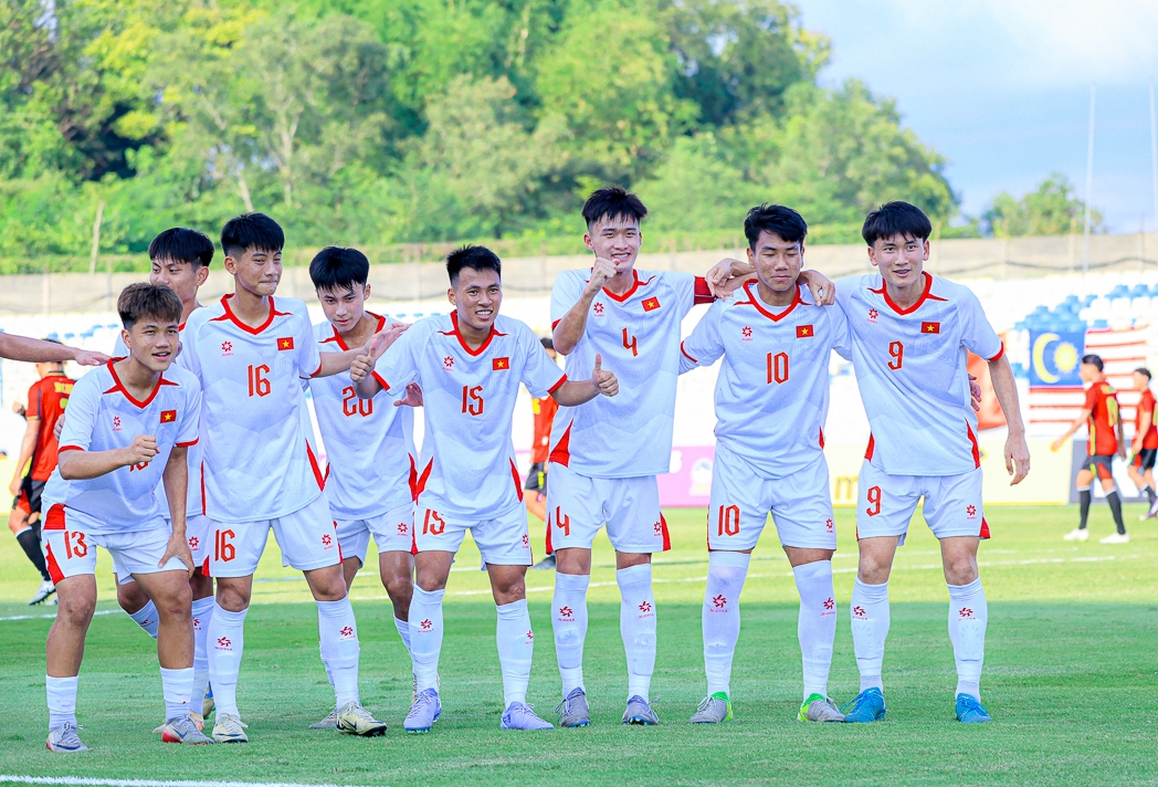 bxh u17 Dong nam A moi nhat u17 viet nam nam loi the, u17 indonesia lo bi loai hinh anh 1
