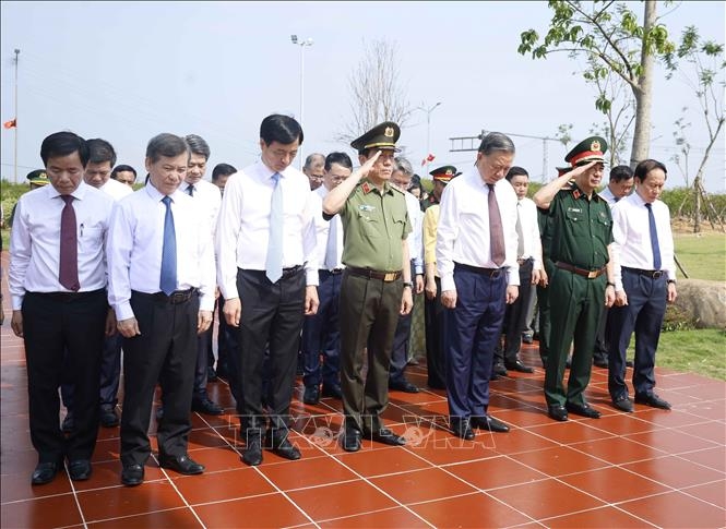 tong bi thu, chu tich nuoc dang huong tuong niem Dai tuong vo nguyen giap hinh anh 8