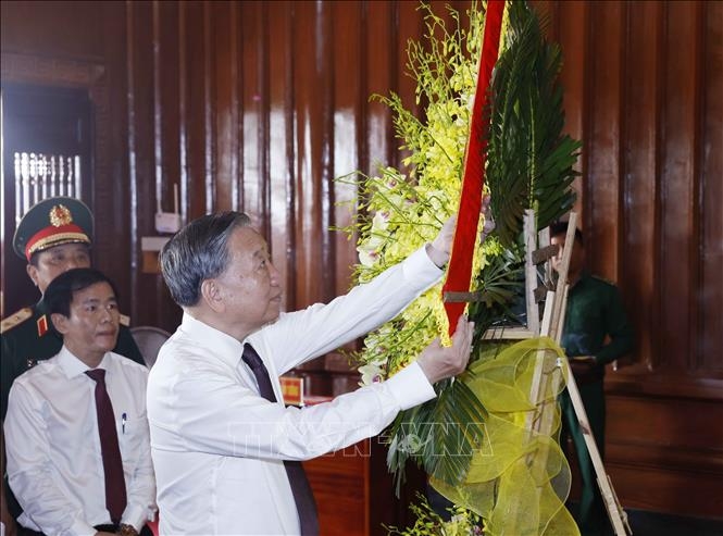 tong bi thu, chu tich nuoc dang huong tuong niem Dai tuong vo nguyen giap hinh anh 10