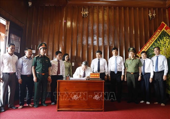 tong bi thu, chu tich nuoc dang huong tuong niem Dai tuong vo nguyen giap hinh anh 13