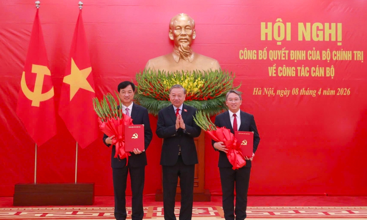 bo chinh tri dieu dong ong nguyen hai ninh giu chuc chanh van phong t.U Dang hinh anh 1