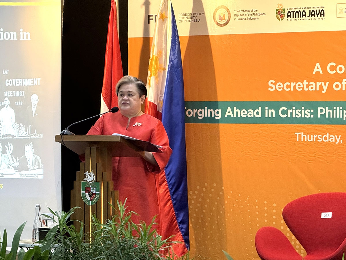 ngoai truong philippines neu 3 uu tien chien luoc dua asean vuot len khung hoang hinh anh 1