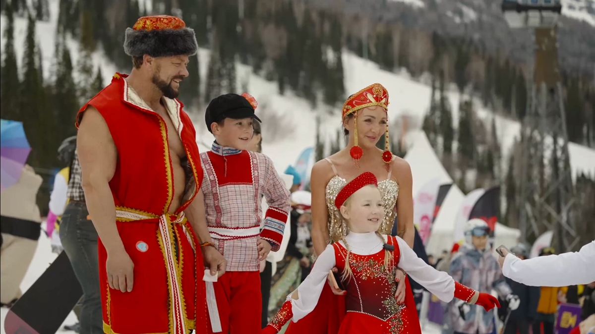 le hoi truot tuyet grelkafest 2026 doc dao voi 7 dam cuoi truot tuyet tren nui hinh anh 3